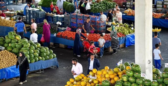 Kışın erik ve kiraz yemek isteyenlerin cüzdanından çeyrek altın fiyatı çıkacak