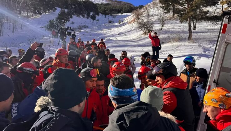 Palandöken’de çığ faciası! 16 yaşındaki milli judocu hayatını kaybetti