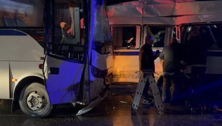 Manisa’da işçi servisleri çarpıştı: 35 yaralı