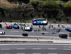 Yolcu otobüsü devrildi: 1 ölü, 5 yaralı