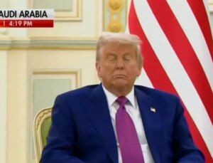 Orta Doğu turuna çıkan Trump, ilk durağı Suudi Arabistan’da yorgun düştü