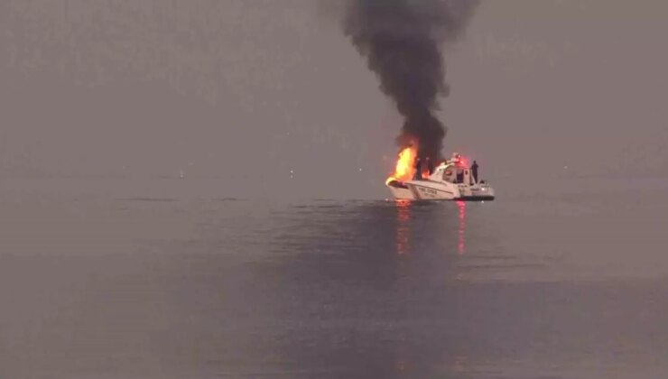 Tuzla Marina’da yangın: 4 tekne kullanılamaz hale geldi